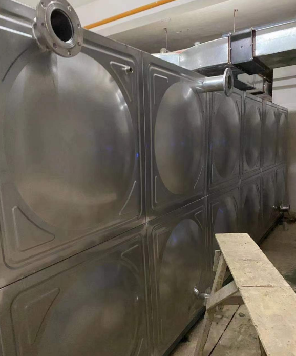 巴南日常维护不锈钢水箱的流程是怎样的
